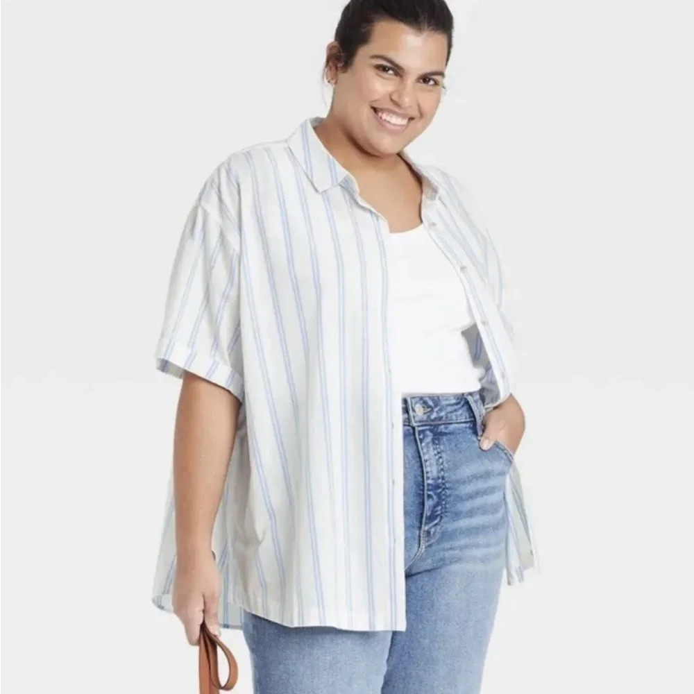 NWT Ava & Viv Plus Size 3X Oversized Button Up Striped Shirt White Blue Spring